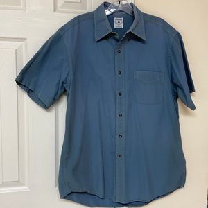 Brooks Brothers Men’s Shirt Sleeve Button-down Shirt